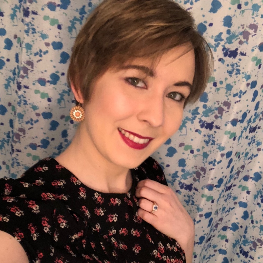 Meet your Posher, Amelia